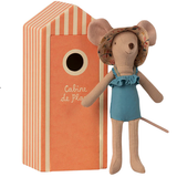 Beach mice, Mum in Cabin de Plage