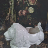 White lion planter
