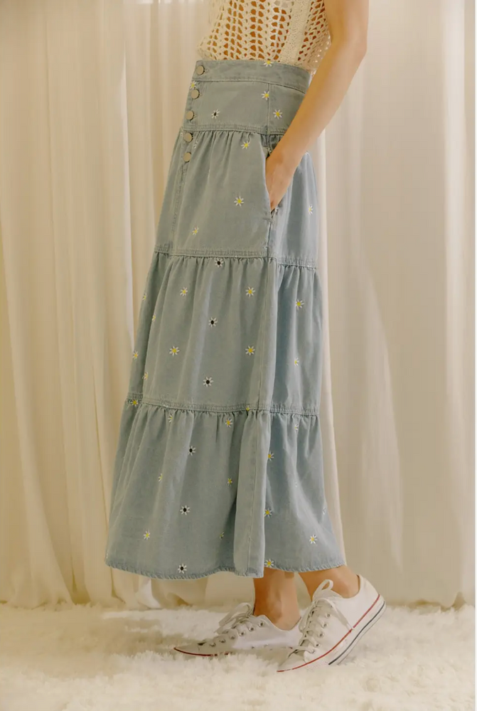 
            
                Load image into Gallery viewer, Embroidered Daisy Denim Maxi Skirt
            
        