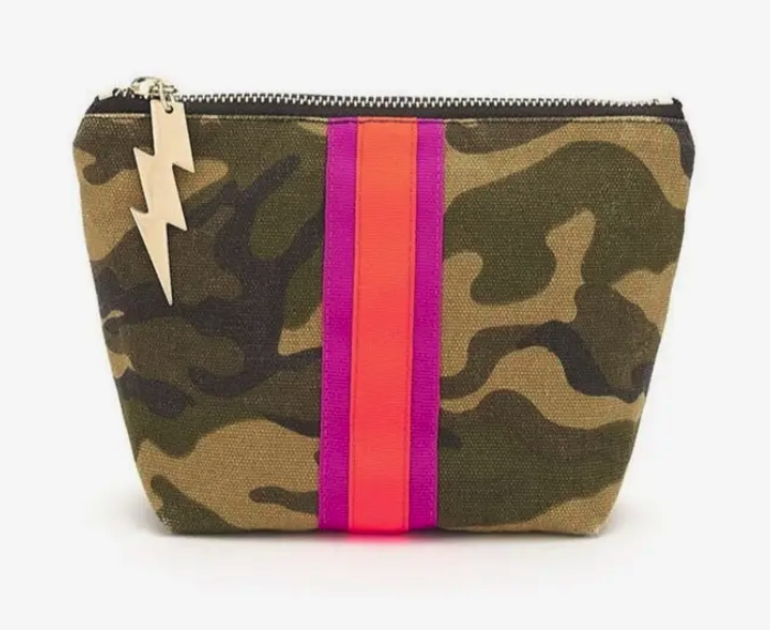 
            
                Load image into Gallery viewer, Feisty &amp;amp; Feminine Camo Bag, Small
            
        
